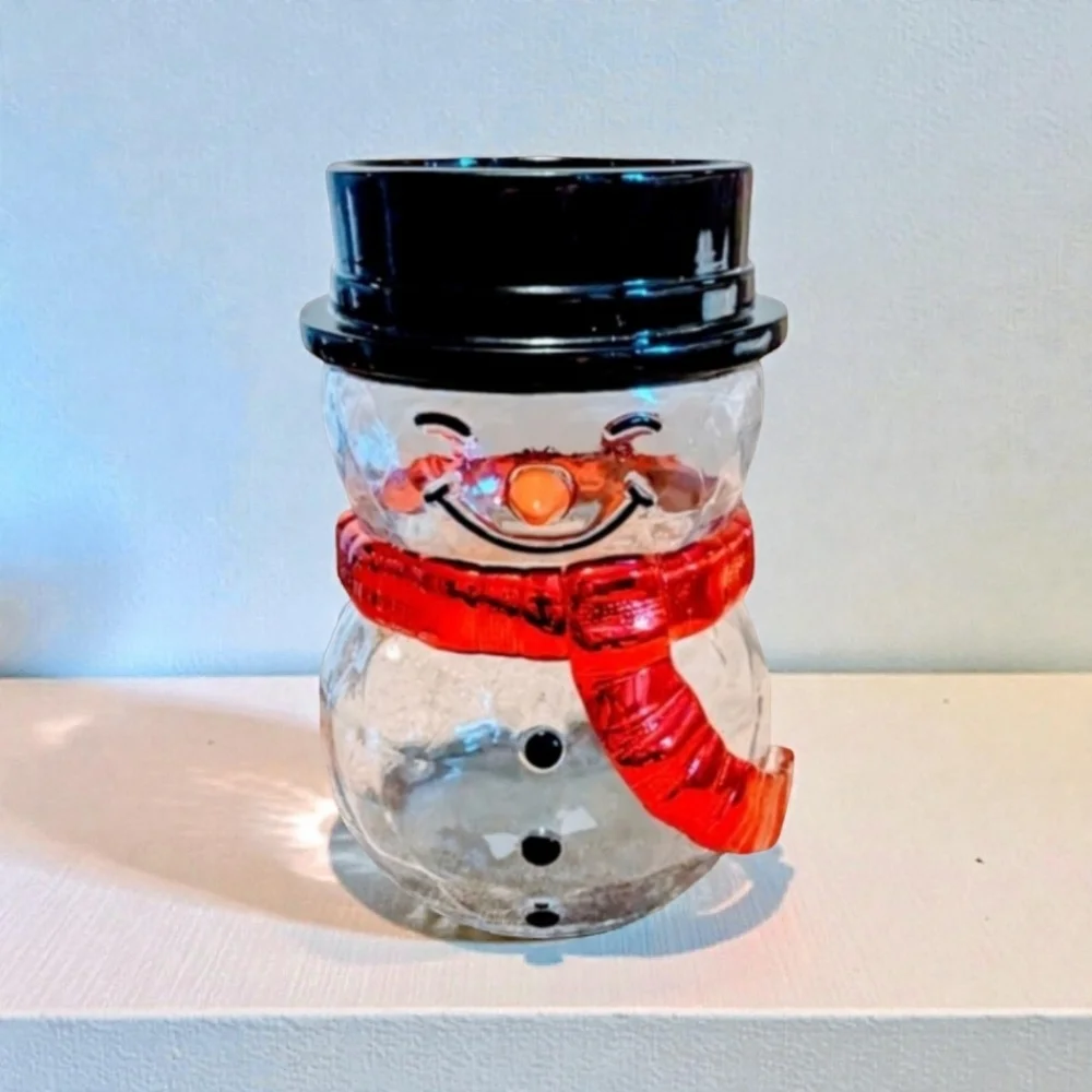 NEW Bath and Body Works Faceted Snowman Single Wick Candle Holder - Picture 1 of 6
